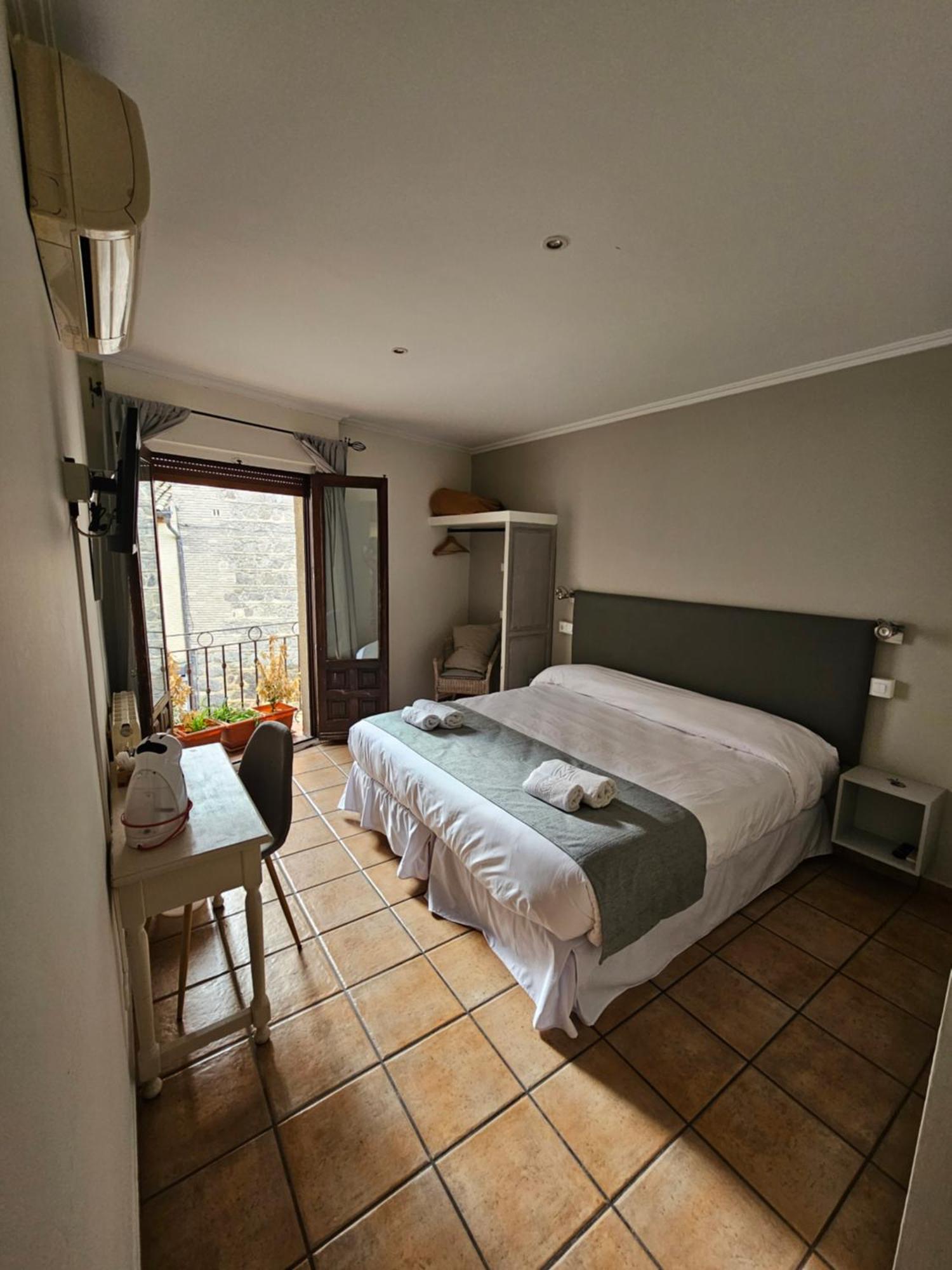 Hostal La Campana توليدو المظهر الخارجي الصورة
