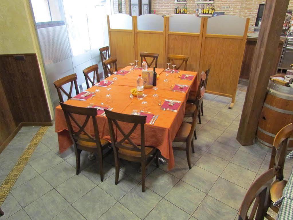 Hostal La Campana توليدو المظهر الخارجي الصورة